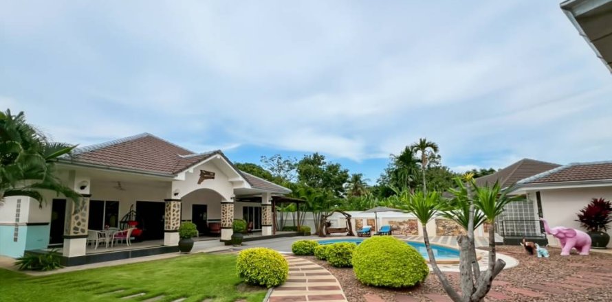 Chalet de 3 dormitorios en Cha-am, Tailandia № 152350