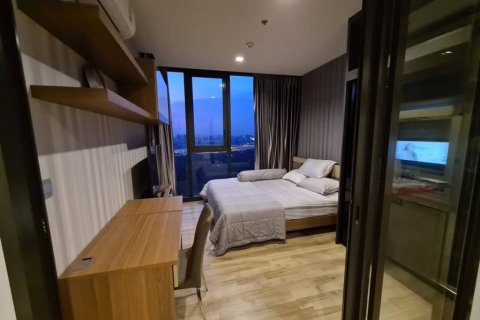 Condominio de 1 dormitorio en Chatuchak, Bangkok, Tailandia № 152345 - foto 5