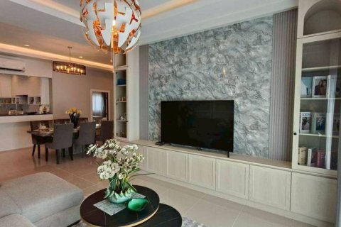Chalet de 3 dormitorios en Pattaya, Tailandia № 152347 - foto 3