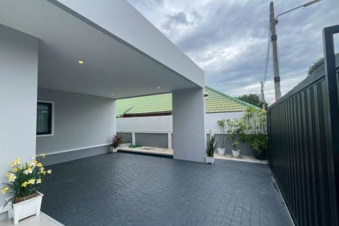 Chalet de 3 dormitorios en Pattaya, Tailandia № 152347