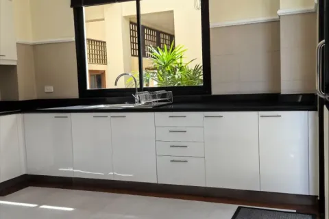 Casa de 3 dormitorios en Bang Tao, Tailandia № 174022 - foto 11