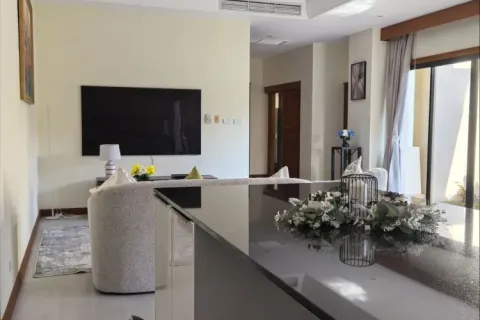 Casa de 3 dormitorios en Bang Tao, Tailandia № 174022 - foto 5