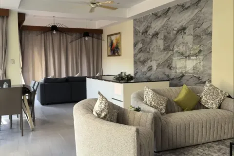 Casa de 3 dormitorios en Bang Tao, Tailandia № 174022 - foto 3