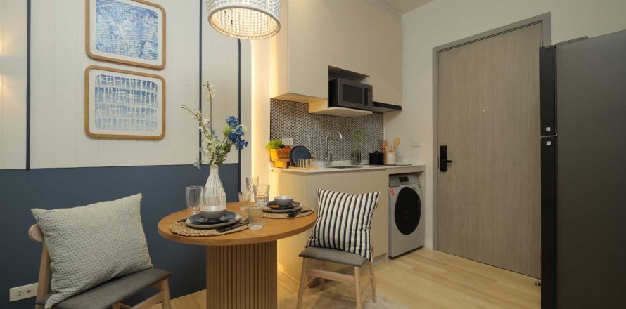 Condo on Nai Yang, Thailand, 1 bedroom № 174024
