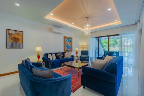 Haus in Bang Tao, Thailand 7 Schlafzimmer № 174025 - Foto 8