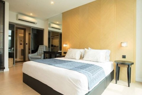 Condominio de 1 dormitorio en Bangkok, Tailandia № 66600 - foto 3