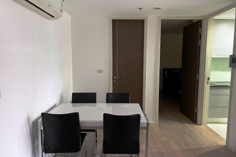 Condominio de 1 dormitorio en Bangkok, Tailandia № 66599 - foto 2
