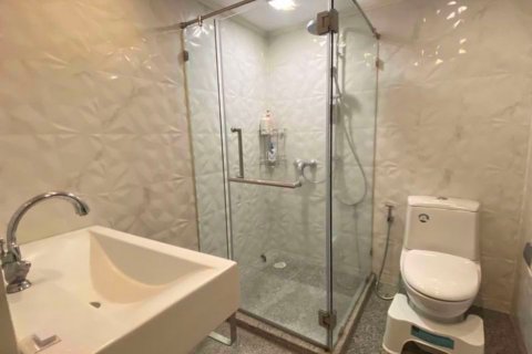 Condominio de 3 dormitorios en Watthana, Bangkok, Tailandia № 47459 - foto 16