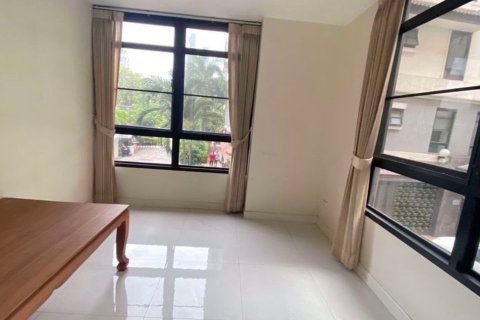 Condominio de 3 dormitorios en Watthana, Bangkok, Tailandia № 47459 - foto 5