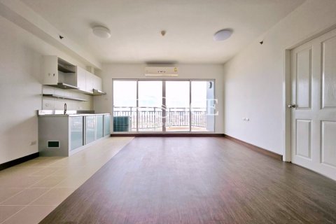 Condo in Pattaya, Thailand, 2 bedrooms  № 198327 - photo 2