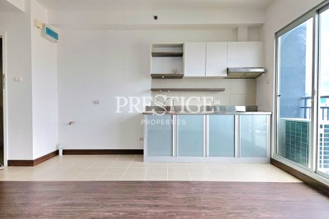 Condo in Pattaya, Thailand, 2 bedrooms  № 198327 - photo 4