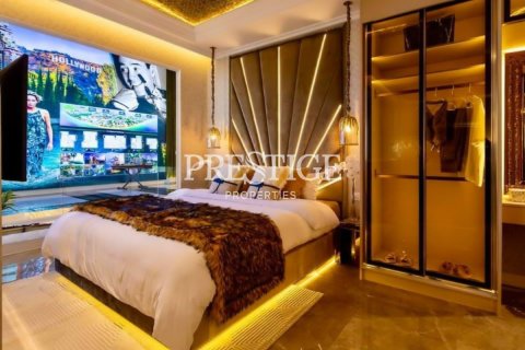 Condo in Pattaya, Thailand, 3 bedrooms  № 198328 - photo 11
