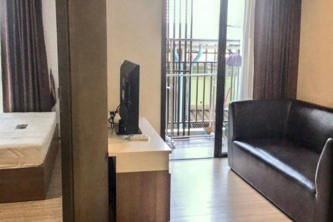 Condominio de 1 dormitorio en Bangkok, Tailandia № 116877 - foto 2