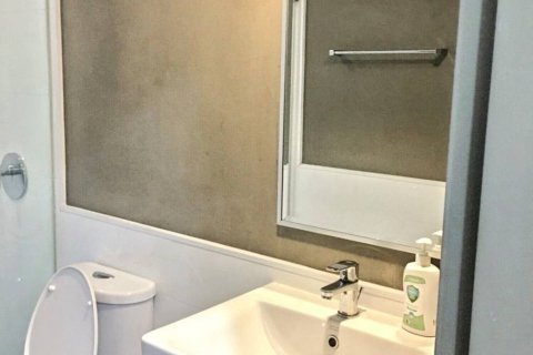 Condominio de 1 dormitorio en Bangkok, Tailandia № 116877 - foto 10