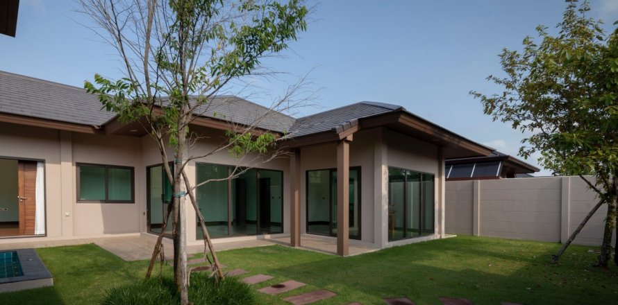 Casa de 3 dormitorios en Bangkok, Tailandia № 157588