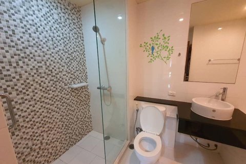 Condominio de 2 dormitorios en Bangkok, Tailandia № 157584 - foto 2