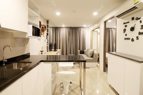 Condo à Bangkok, Thaïlande, 1 chambre  № 157587