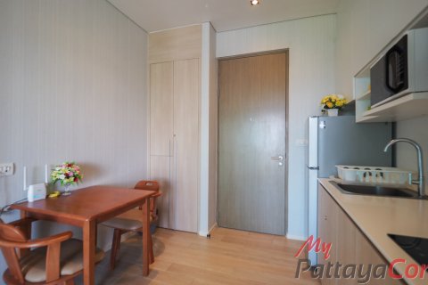 Condominio de 1 dormitorio en Pattaya, Tailandia № 32142 - foto 2