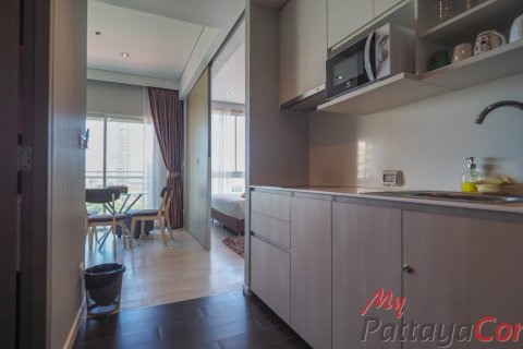 Condo in Pattaya, Thailand, 2 bedrooms № 32141 - photo 2