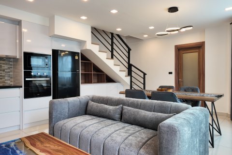 Apartamento de 2 habitaciones en Pattaya, Tailandia № 134144 - foto 4
