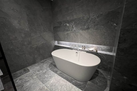 Condominio de 2 dormitorios en Bangkok, Tailandia № 166555 - foto 9
