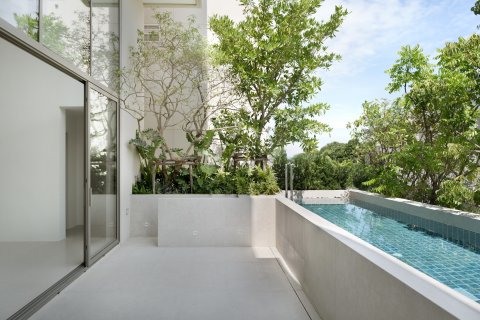 Chalet de 4 dormitorios en Bangkok, Tailandia № 190962 - foto 6