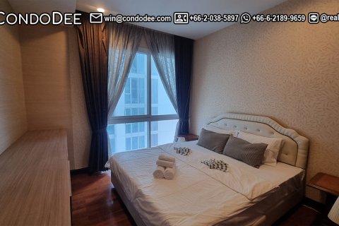 Condo in Khlong Toei, Bangkok, Thailand, 2 bedrooms № 201026 - photo 4