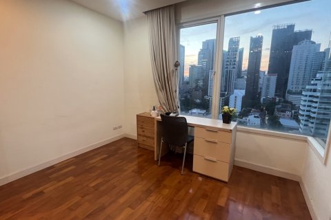 Condo à Watthana, Bangkok, Thaïlande, 2 chambres  № 201029 - photo 9