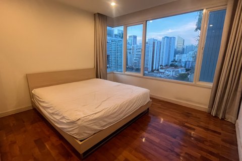 Condo à Watthana, Bangkok, Thaïlande, 2 chambres  № 201029 - photo 5