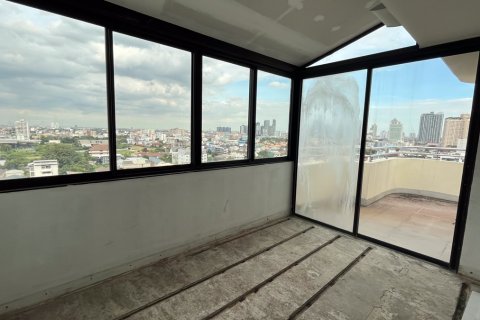 Condominio de 5 dormitorios en Watthana, Bangkok, Tailandia № 201023 - foto 4