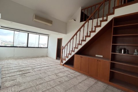 Condominio de 5 dormitorios en Watthana, Bangkok, Tailandia № 201023 - foto 22
