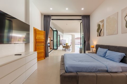 Chalet de 4 dormitorios en Phuket, Tailandia № 156852 - foto 29