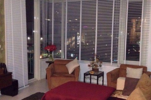 Condominio de 2 dormitorios en Ratchathewi, Bangkok, Tailandia № 54002 - foto 2