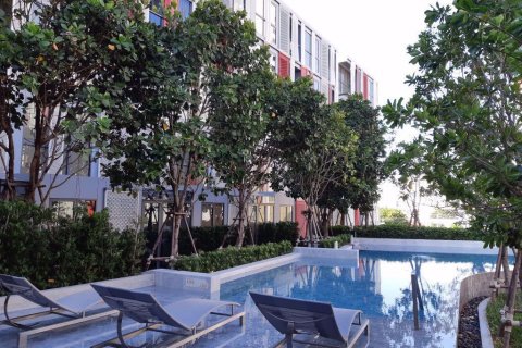 Sobre plano Taka Haus Ekamai 12 en Bangkok, Tailandia № 27688 - foto 9