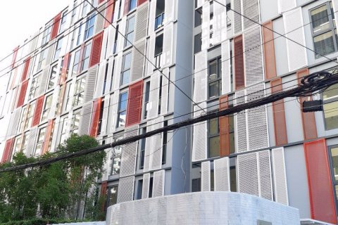 Sobre plano Taka Haus Ekamai 12 en Bangkok, Tailandia № 27688 - foto 10