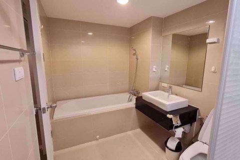 Off-Plan Belle Grand Rama 9 in Bangkok, Thailand № 36666 - Foto 14