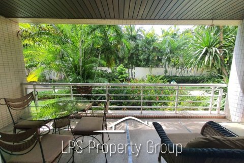 Condominio de 2 dormitorios en Hua Hin, Tailandia № 168447 - foto 2