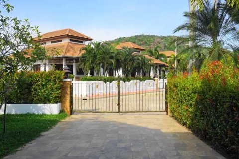 Villa in Hua Hin, Thailand 2 Schlafzimmer № 168443 - Foto 7