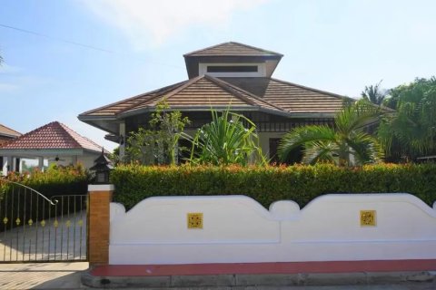 Villa in Hua Hin, Thailand 2 Schlafzimmer № 168443 - Foto 2