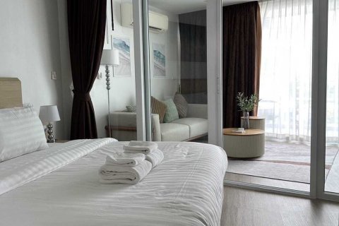 Estudio en el condominio en Phuket, Tailandia № 145509 - foto 3