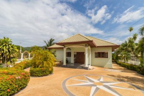 Chalet de 3 dormitorios en Hua Hin, Tailandia № 202828 - foto 5