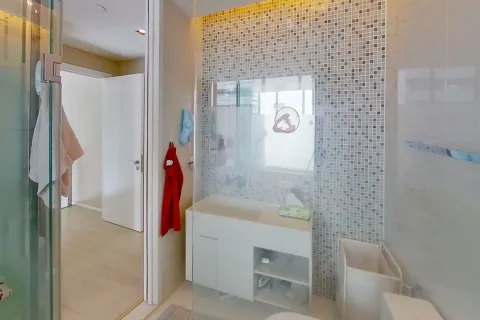 Condo in Watthana, Bangkok, Thailand, 2 bedrooms № 147063 - photo 16