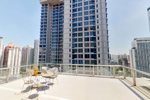 Condo in Watthana, Bangkok, Thailand, 2 bedrooms № 147063 - photo 11