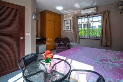 Haus in Bang Lamung, Thailand 6 Schlafzimmer № 159978 - Foto 11