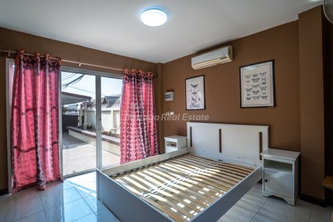 Haus in Bang Lamung, Thailand 6 Schlafzimmer № 159978 - Foto 7