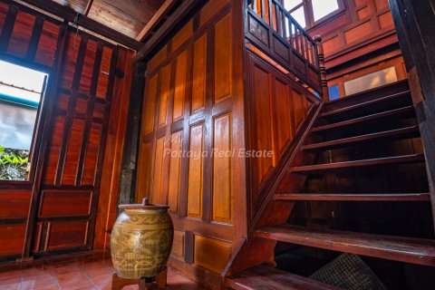 House in Bang Lamung, Thailand 7 bedrooms № 159975 - photo 21