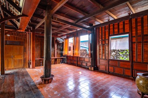 House in Bang Lamung, Thailand 7 bedrooms № 159975 - photo 9