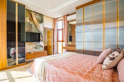 Haus in Bang Lamung, Thailand 5 Schlafzimmer № 159976 - Foto 29