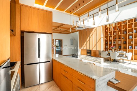 Haus in Bang Lamung, Thailand 5 Schlafzimmer № 159976 - Foto 8