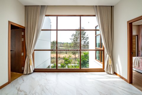 Haus in Bang Lamung, Thailand 5 Schlafzimmer № 159976 - Foto 19